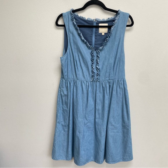 ModCloth Chambray Ruffle Dress With Pockets Size Large - Picture 1 of 12
